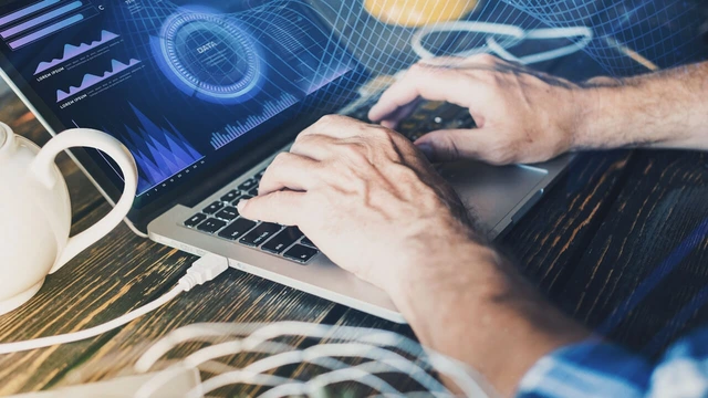 Blockchain in Practice: How Different Sectors Use Decentralized Technology